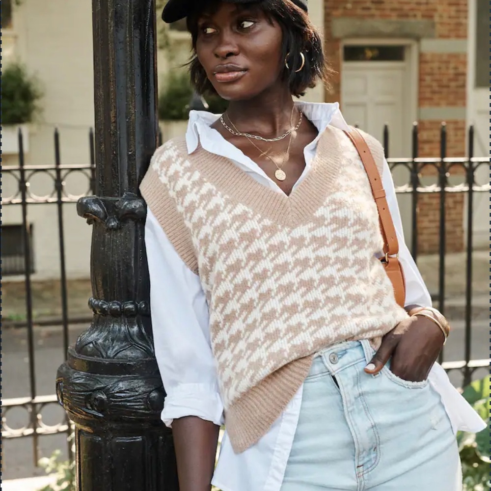 Abercombie Sweater Vest